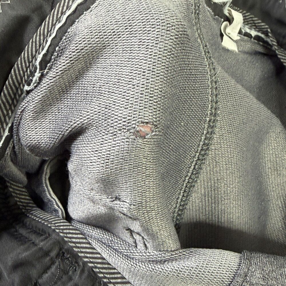 Vuori Cruise Boardshorts Mens 36 Charcoal Grey Waistband Swim Trunks READ N - Picture 9 of 10